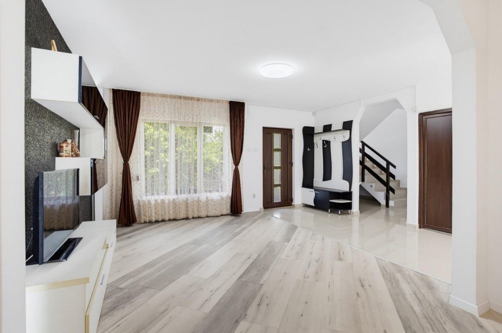 Vânzare Casă 4 Cam Horpaz P+E 120 mp utili Teren 500 mp Beci Fântână