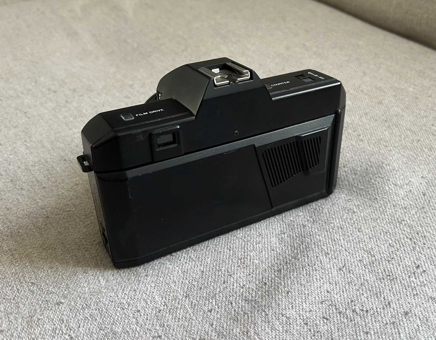 Aparat foto Naikei 1000-X vintage 35mm Focus Free cu motor drive