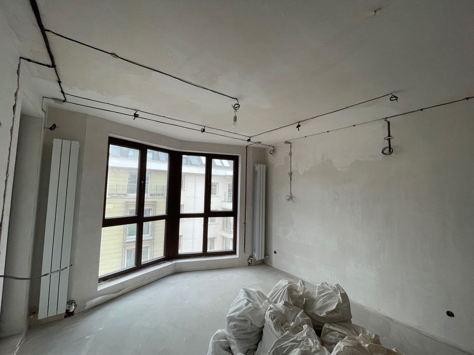 Електромонтажни услуги. Електроинсталации. Електротехник.