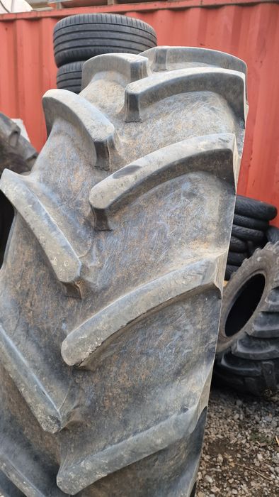 Cauciuc 18.4R30 marca Cultor