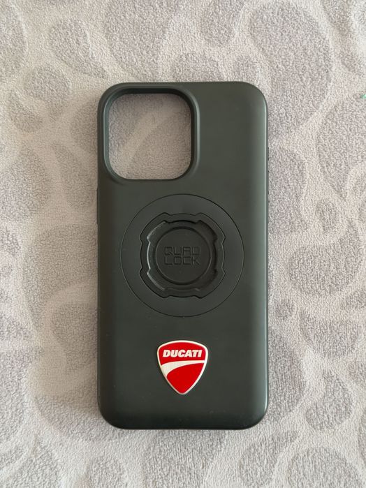 Кейс Quad Lock DUCATI за iPhone 15 Pro Max