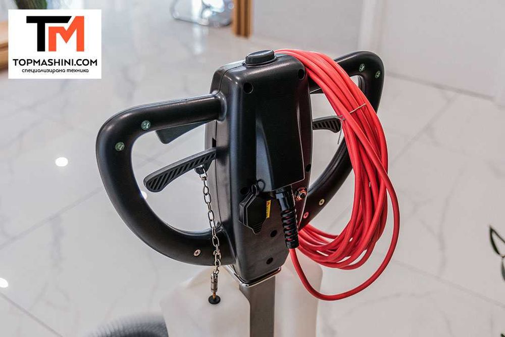 Машина за почистване на под еднодискова CleanTrack CT 17