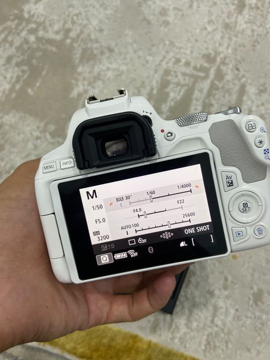 Canon EOS 250D все отлично