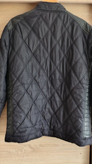 Яке, черно, лека вата