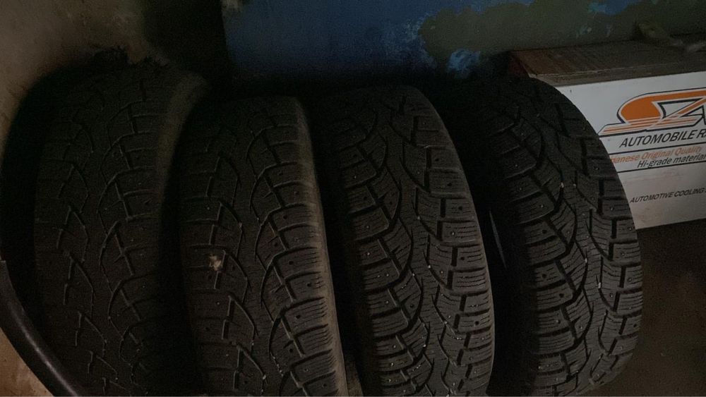 205/60/16 шипы продам