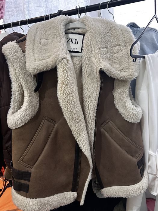 Zara елек -дрехи