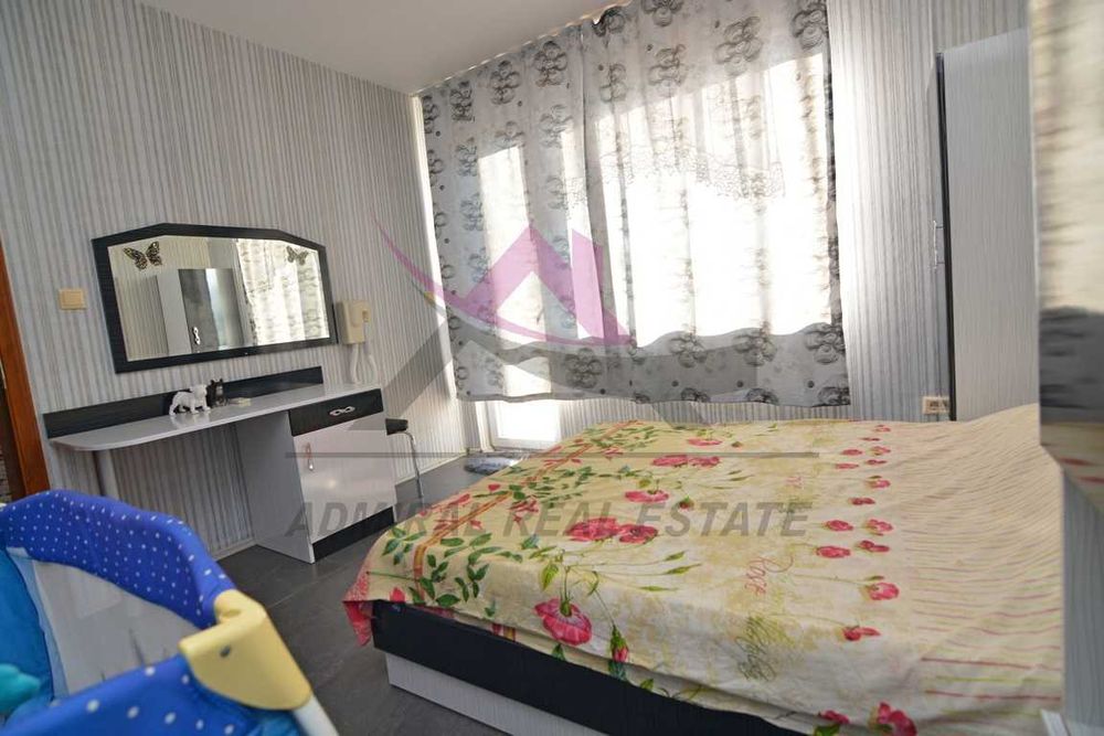 Дава се под наем Къща в с. Осеново, Област Варна - 300 кв.м за 511 € - Снимка #12