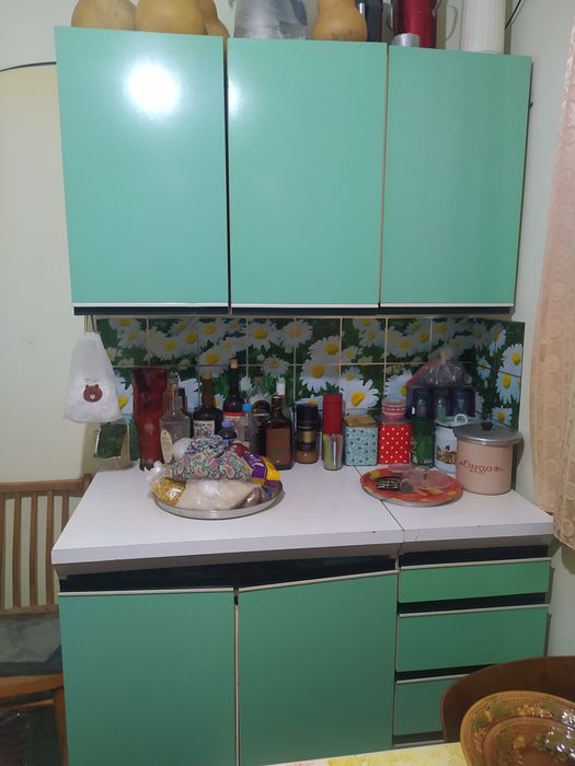 3х комнатная квартира. 1 этаж. На дорогу. Удобна  для бизнеса