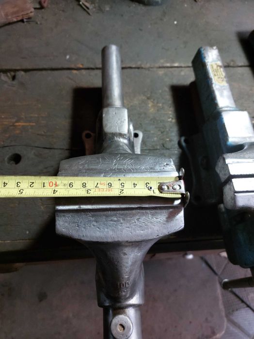 Menghina Heuer Front Veche