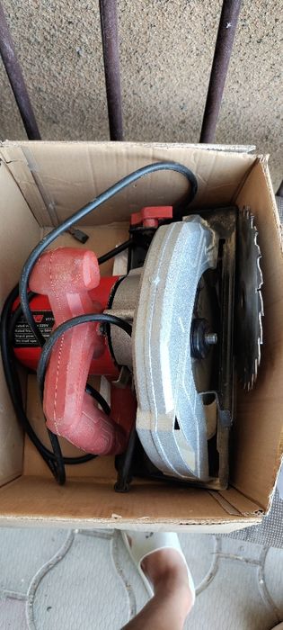 Продам пчелку на запчасти