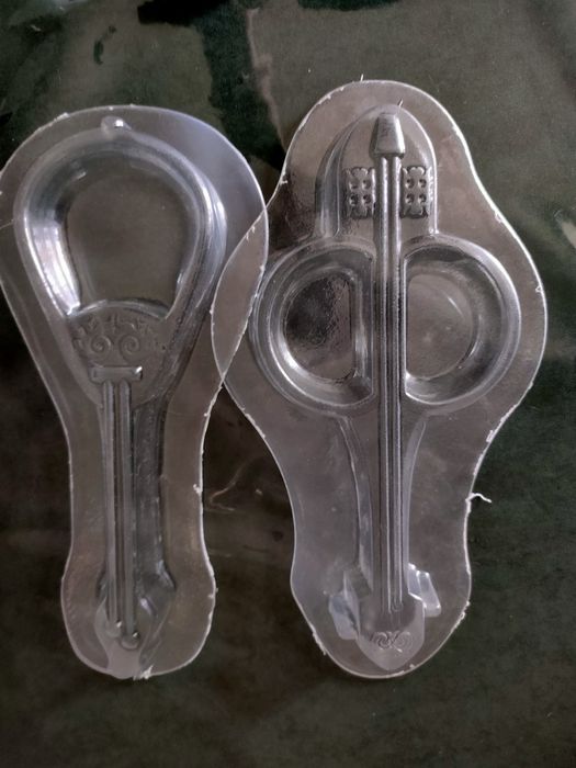 Продам большие формы для гипса