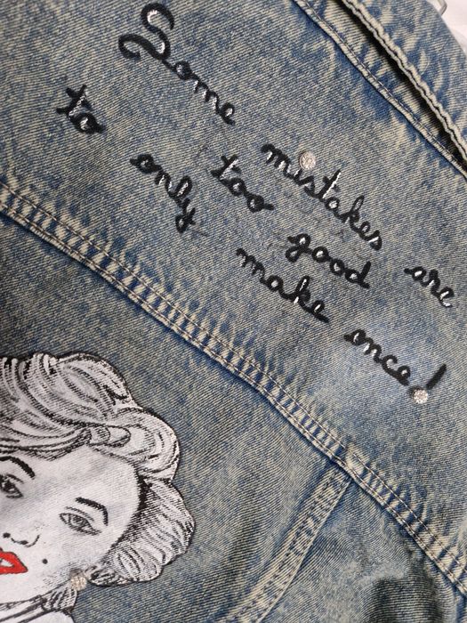 Geaca jeans lucrata manual