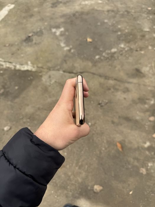 Iphone 11 pro gold