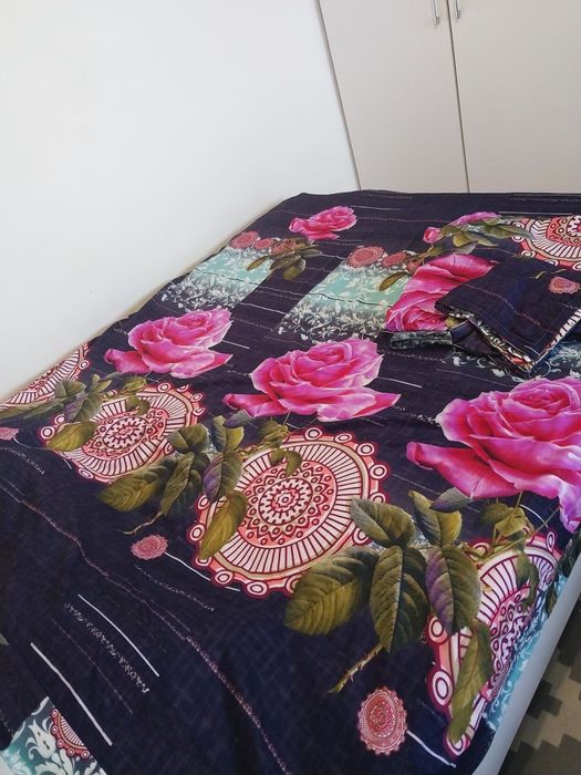 Продам постельное евро двуспальное