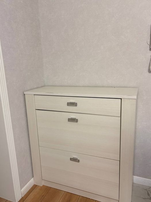 Камод с зеркалом