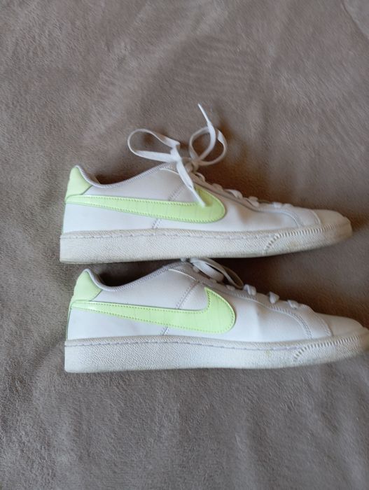 Nike Court Royale marimea 41