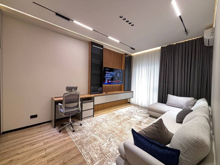 Сдам в Аренду! 2х комнат 78м2 квартира  Новостройка