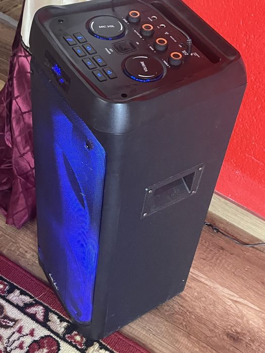 Boxa Akai  party speaker 250