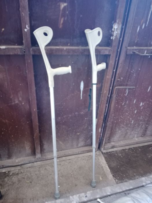 Продам костыли..