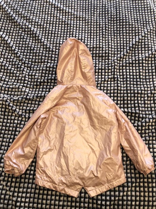 Плащ для девочки NEXT, рост 110 см. 4-5 лет