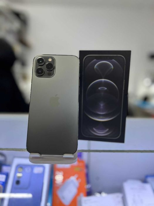 Продам IPhone 12 pro Max