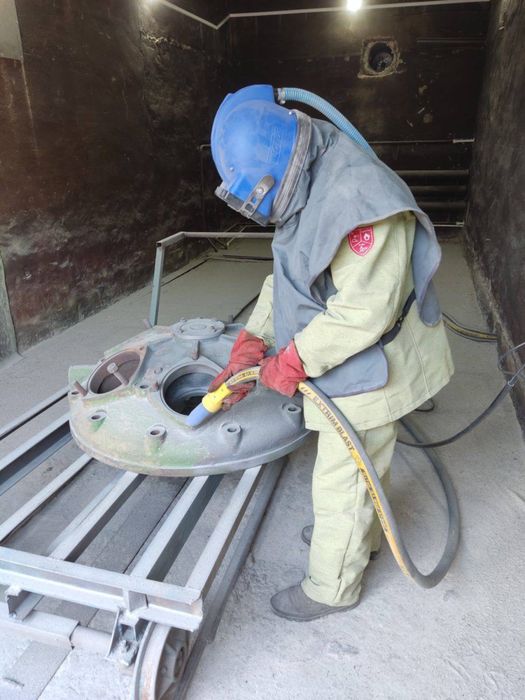 Пескоструй. Обработка спецтехники: авто кузов, и т. д.