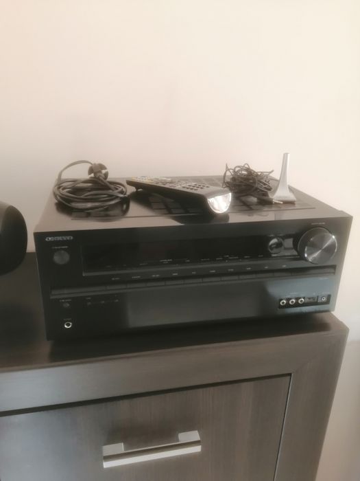 Ресивър ONKYO TX NR 509