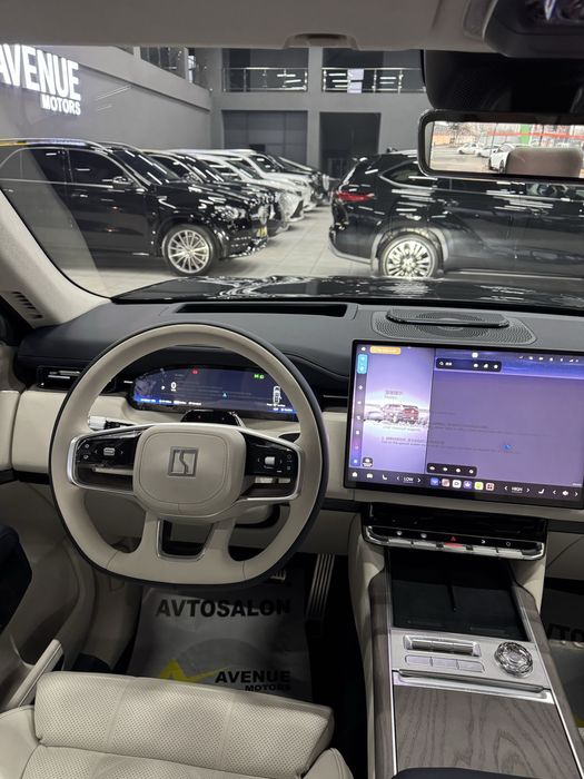 Срочно продаётся новый Zeekr 9X Ultra