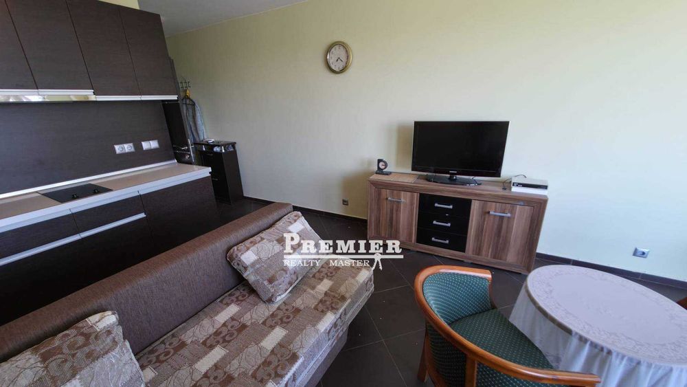 Продава се Едностаен апартамент в Несебър - 41 кв.м за 1171 €/кв.м - Снимка #3