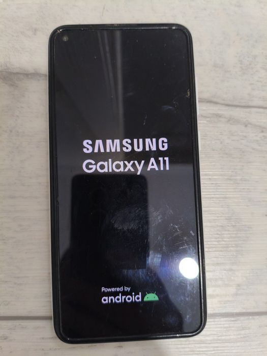 Продаю телефоны Самсунг