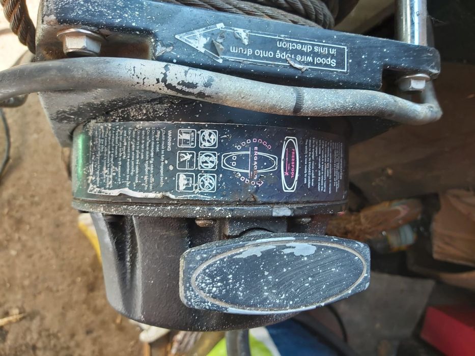 Troliu auto 12 v 17000lbs/7,7 tone