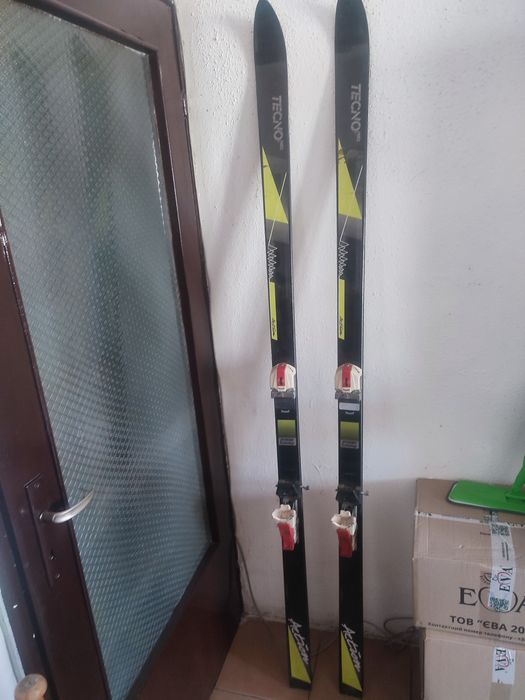 Зимни Ски Action