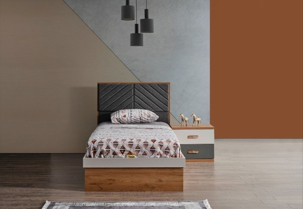 Юношеско обзавеждане