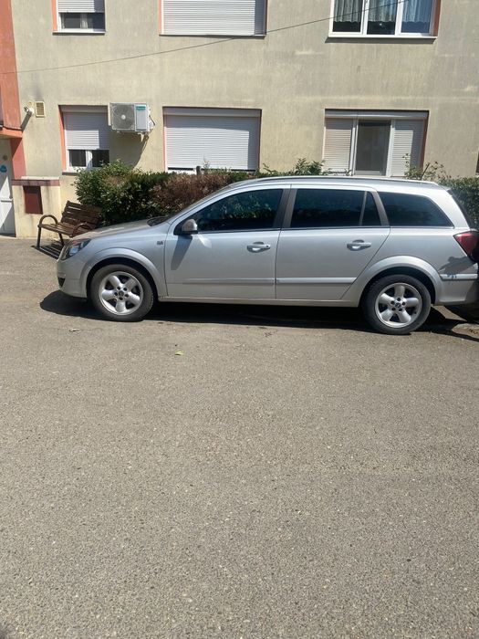 De vanzare Opel Astra H