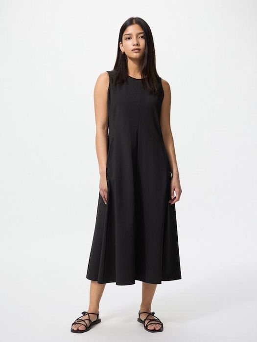 Платье Uniqlo AIRism