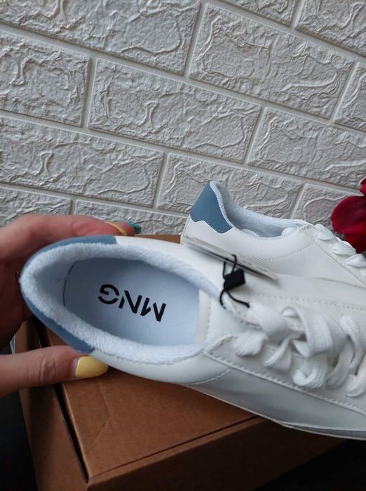 Дамски кецове Mango