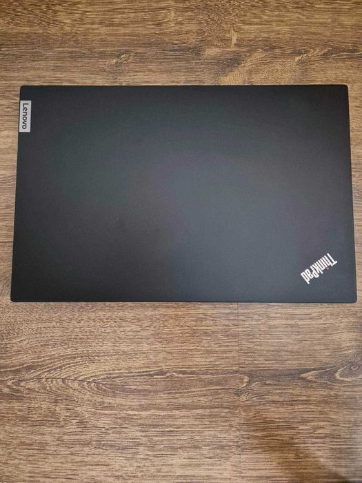 Lenovo Thinkpad E15 - i5-1135G7