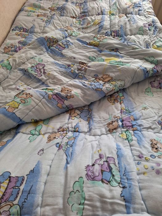 Одеяло двухспальное и подушки