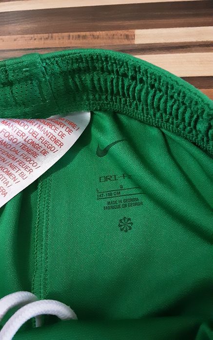 ( L 147-158) NIKE сет 2 части