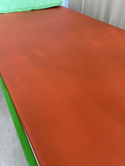 Кровать для пациентов.