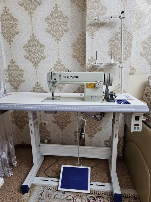 Промышленная швейная машина