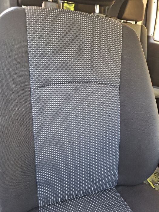 Curatare tapiterie ( auto, canapele, fotolii, saltele, etc.)