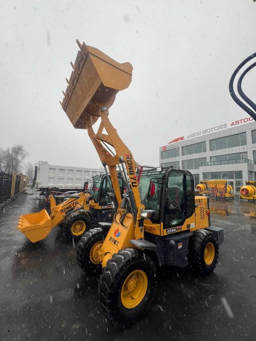 мини погрузчик Rong Yu 938