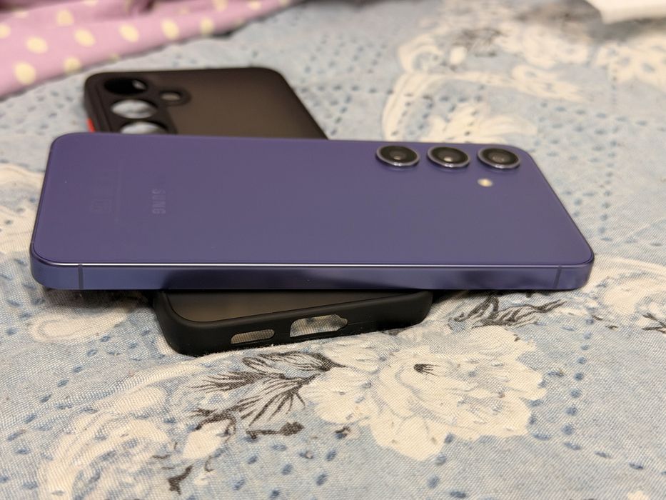 Samsung S24 8/256 идеал