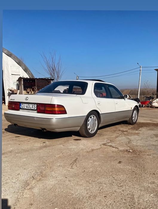 Lexus Ls400 Vehicul Isotric