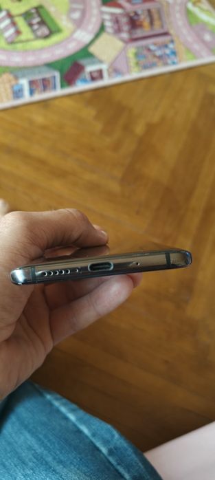 Huawei mate 10 pro impecabil.