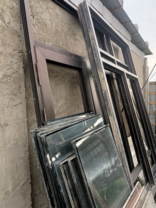Срочно продам алюминовые окна