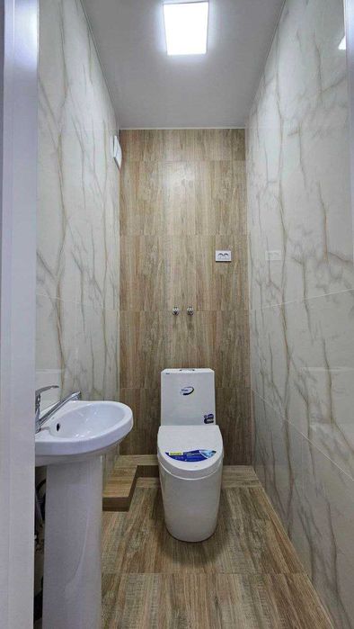 N.12464 Срочно!  Продаётся 4х ком-ная квартира