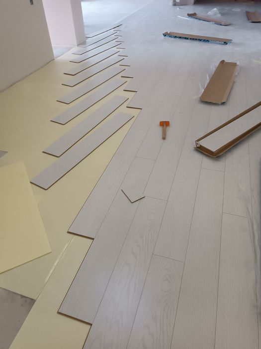 Ламинат пол териш хизмати