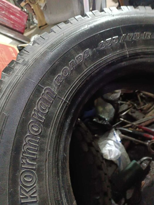 Шины грузовые 235/75/17,5